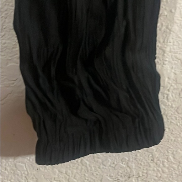 Cupshe Black Crepe Jogger Jumpsuit - Picture 9 of 16